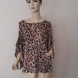 BOLD elements Brown and Cream Boxy Blouse